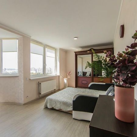 Super View, Luxury Apartment Near Chernihiv Metro. Kiev Exteriör bild