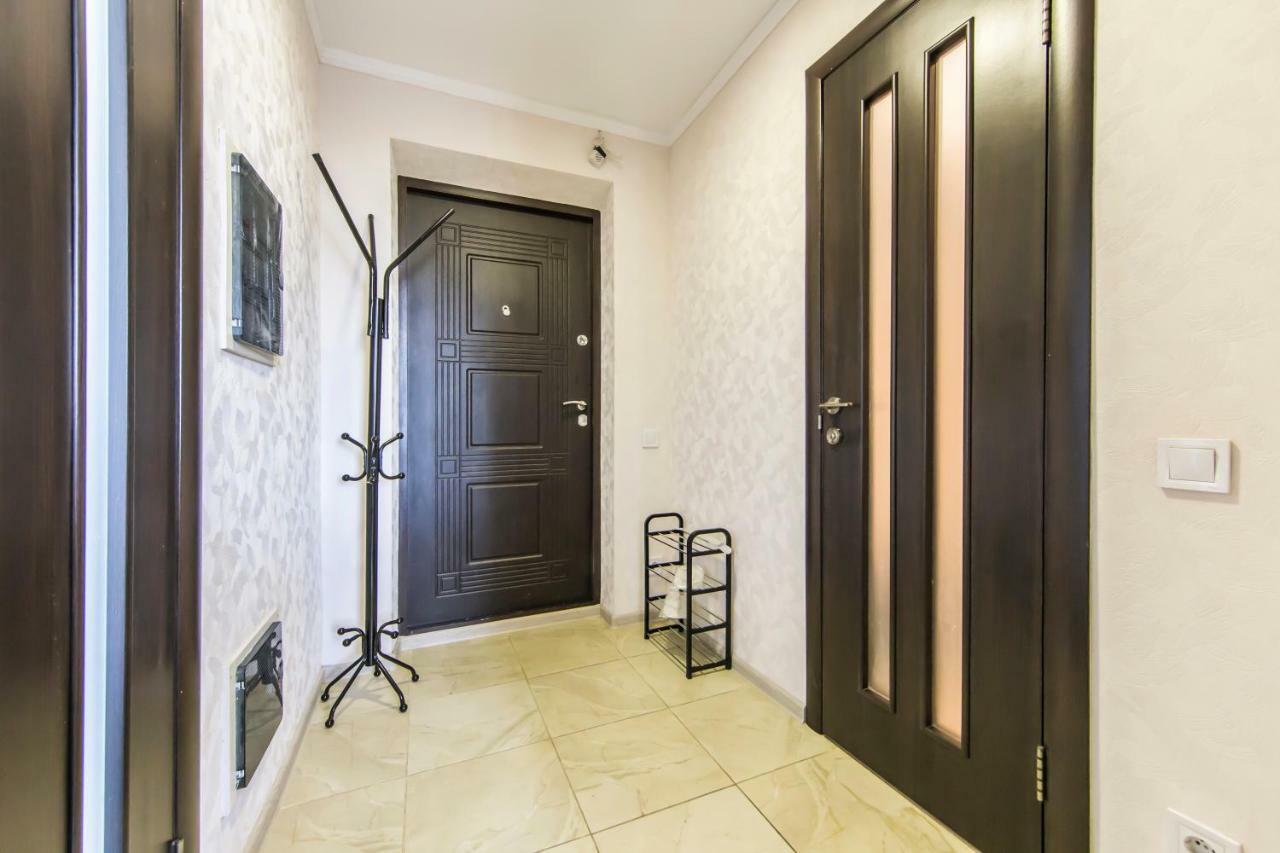 Super View, Luxury Apartment Near Chernihiv Metro. Kiev Exteriör bild