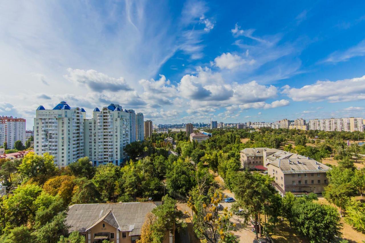 Super View, Luxury Apartment Near Chernihiv Metro. Kiev Exteriör bild