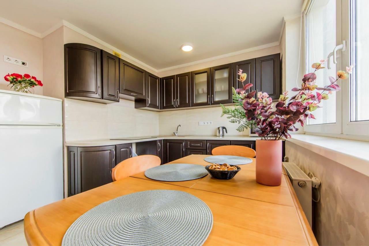 Super View, Luxury Apartment Near Chernihiv Metro. Kiev Exteriör bild