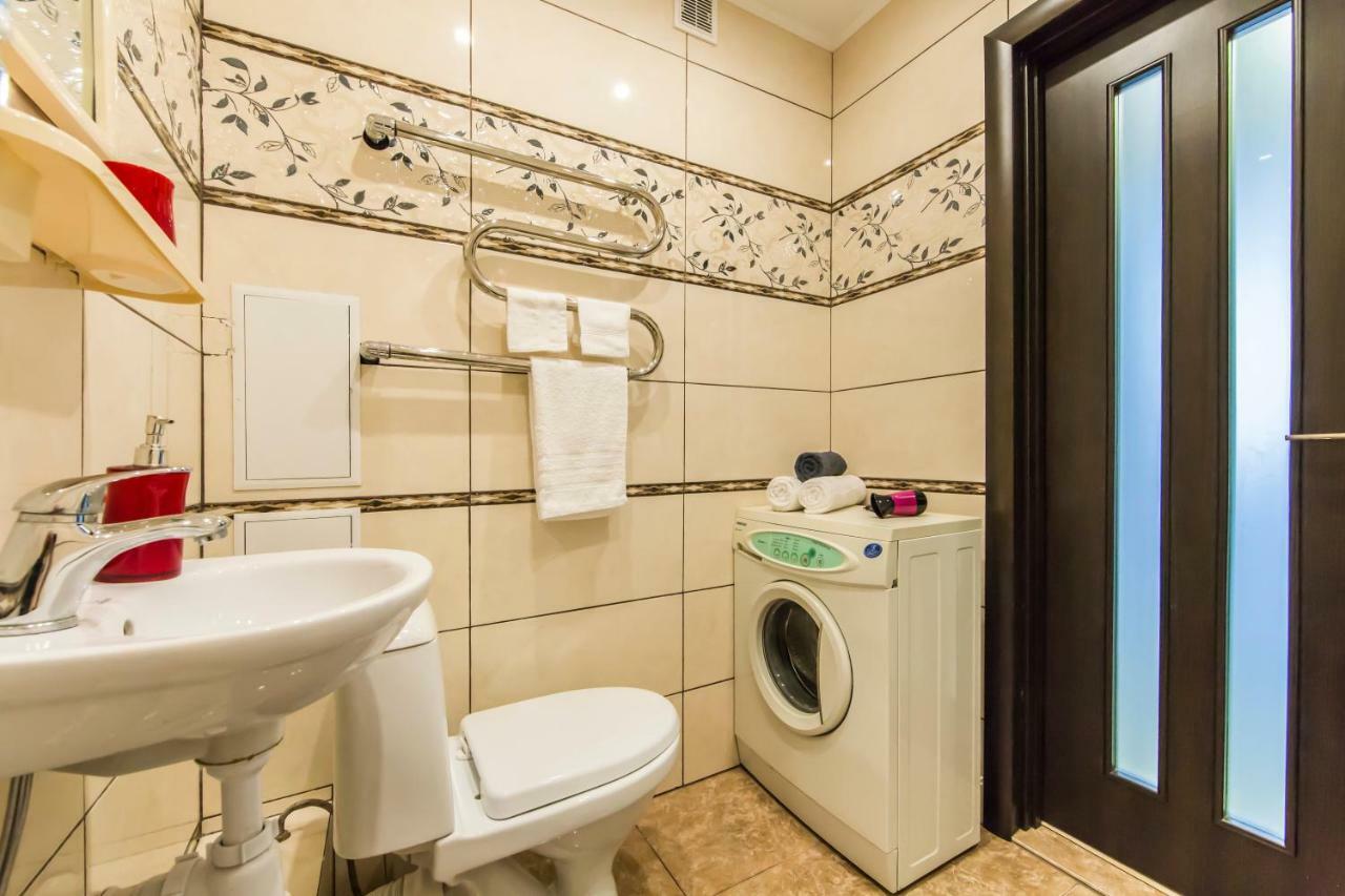 Super View, Luxury Apartment Near Chernihiv Metro. Kiev Exteriör bild