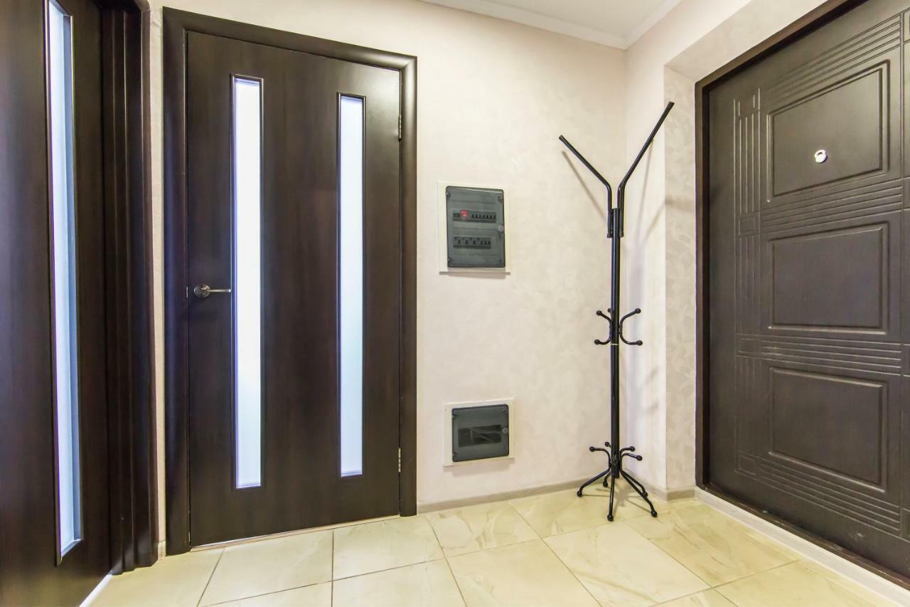 Super View, Luxury Apartment Near Chernihiv Metro. Kiev Exteriör bild