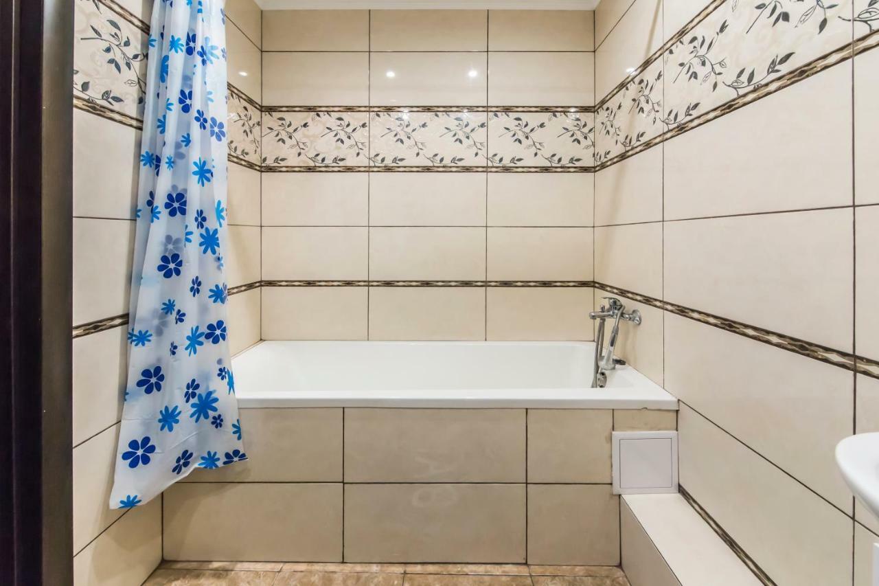 Super View, Luxury Apartment Near Chernihiv Metro. Kiev Exteriör bild